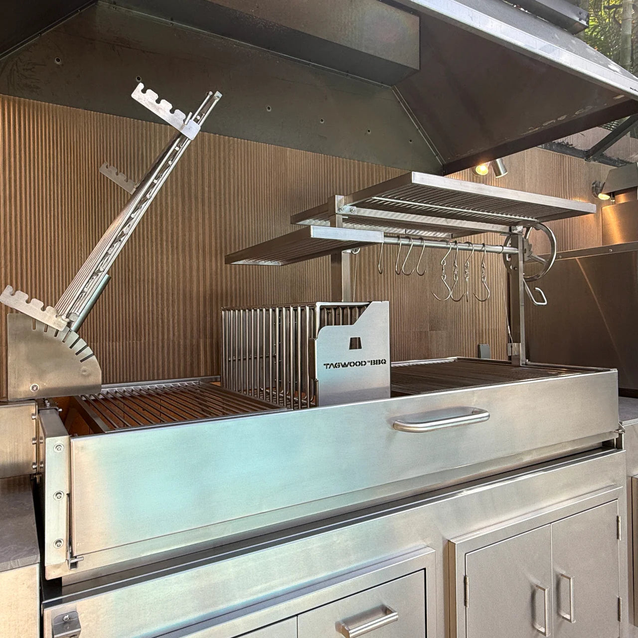 Tagwood BBQ28SS – XL Built‑In Argentine Santa Maria Grill - Piratically Built