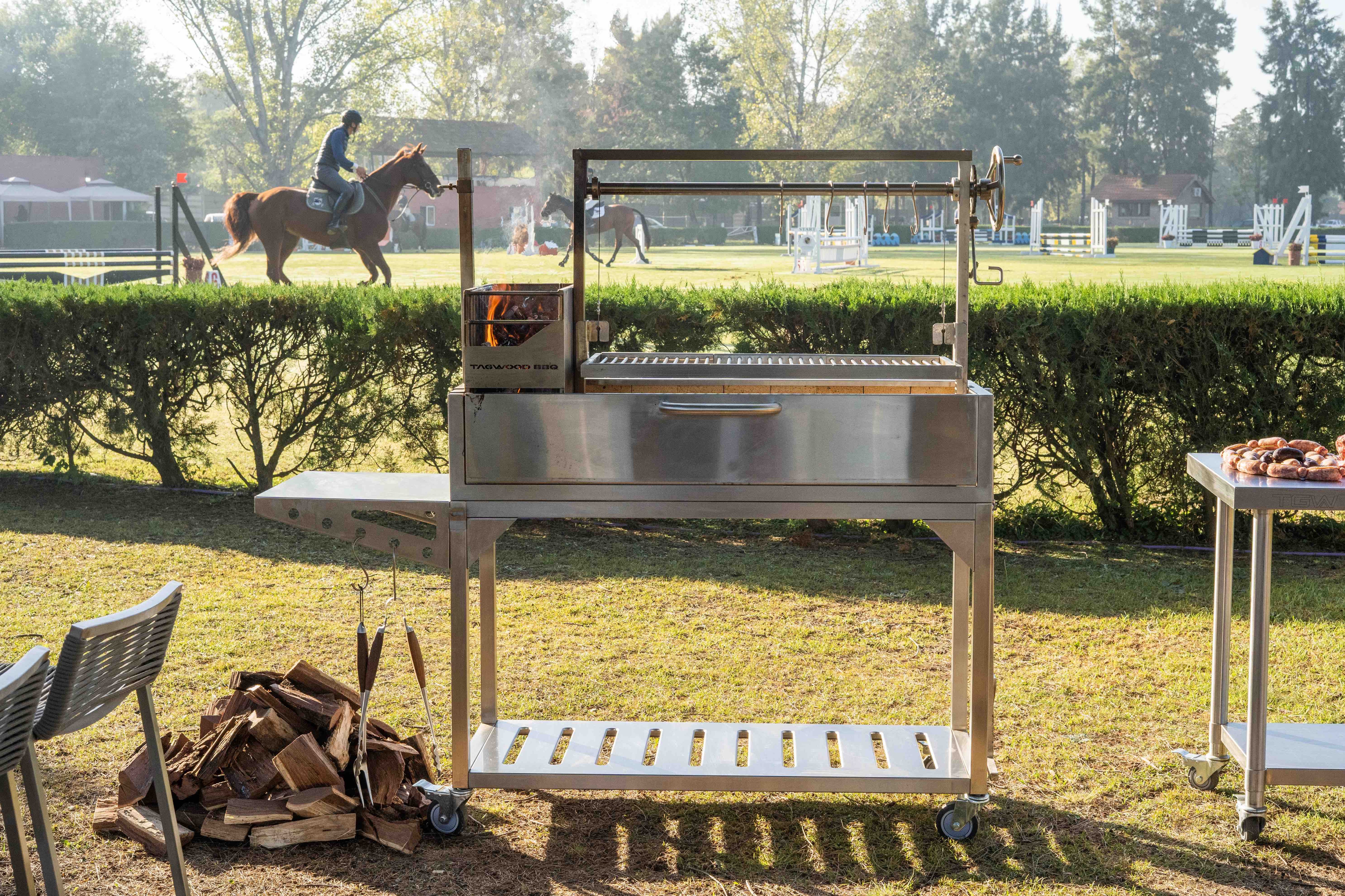 Tagwood BBQ03SS – Argentine Stainless Steel Wood & Charcoal Grill Partially Built